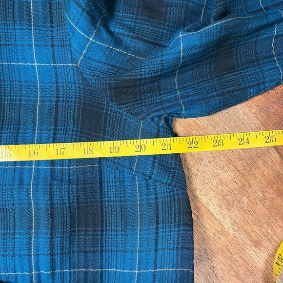 J Jill Long Sleeve Plaid A-Line Shirt Dress Women M Midi Pocket Grunge Indie - Picture 11 of 13